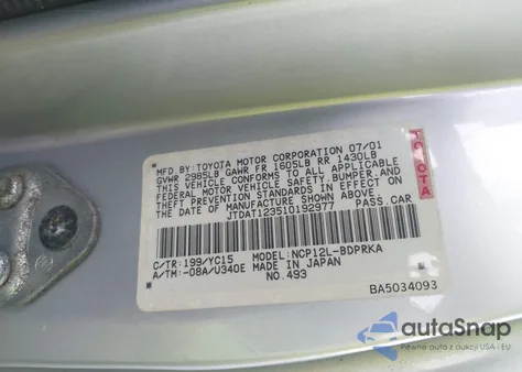 2001 Toyota Echo z USA, uszkodzony, nr VIN JTDAT123510192977